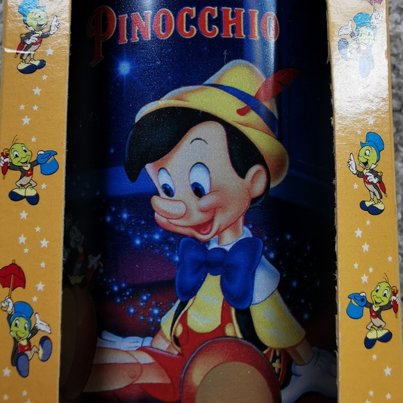 Disney Pinocchio Collector Series Plastic Cup - Picture 2 of 16
